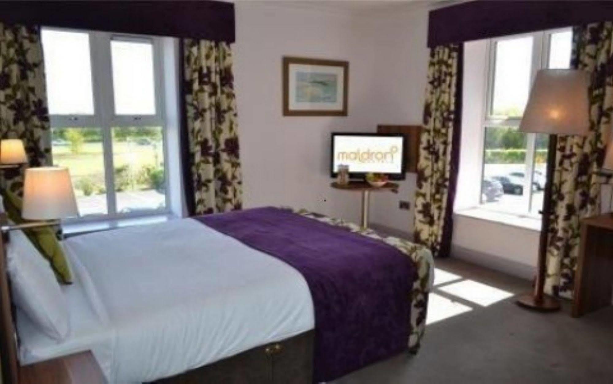 Maldron Hotel & Leisure Centre, Oranmore Galway Buitenkant foto